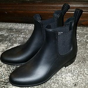 Mossimo Black Chelsea Rain Boots Size 9